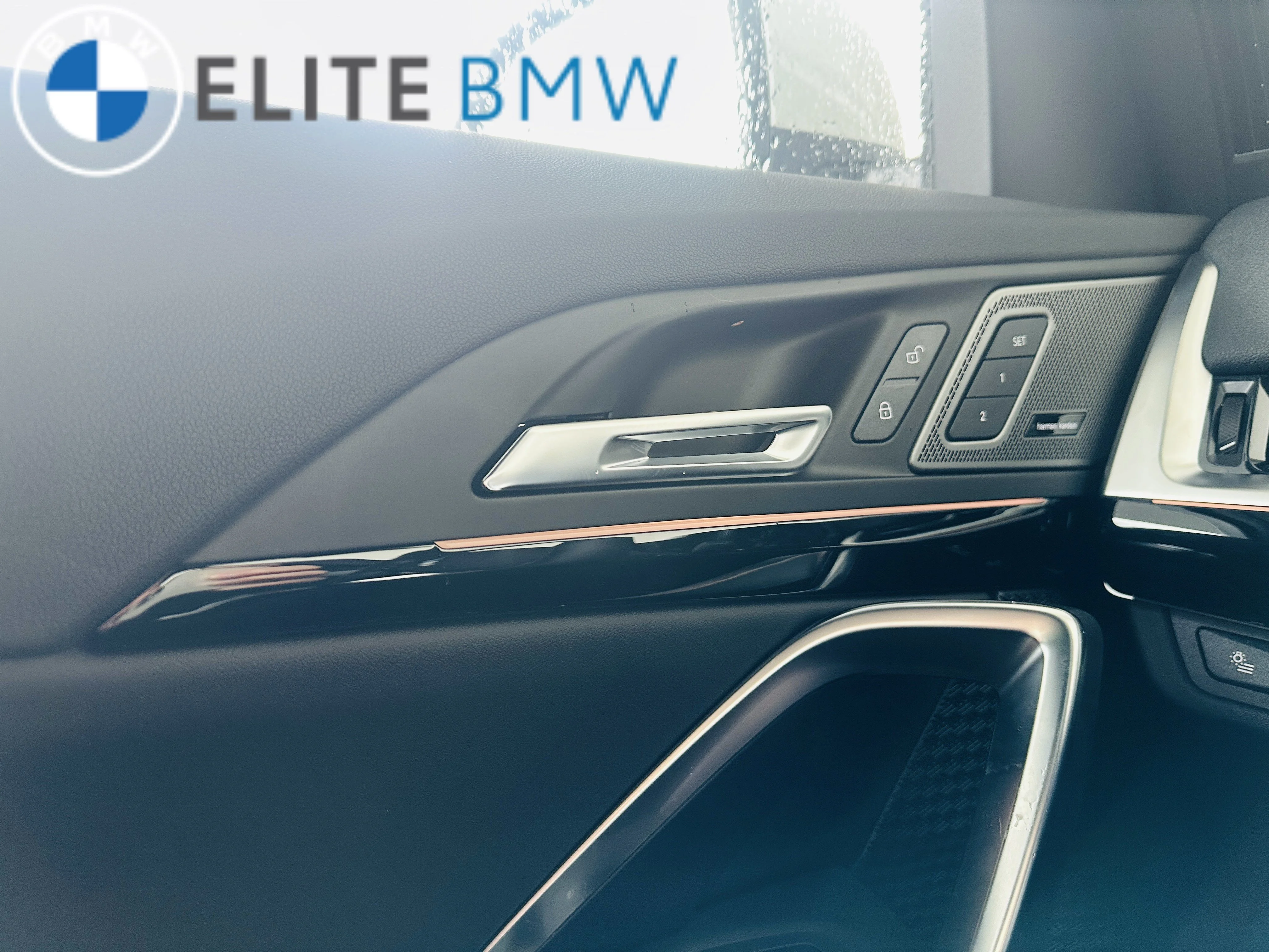 Used 2026 Mineral White Metallic BMW xDrive28i image 17