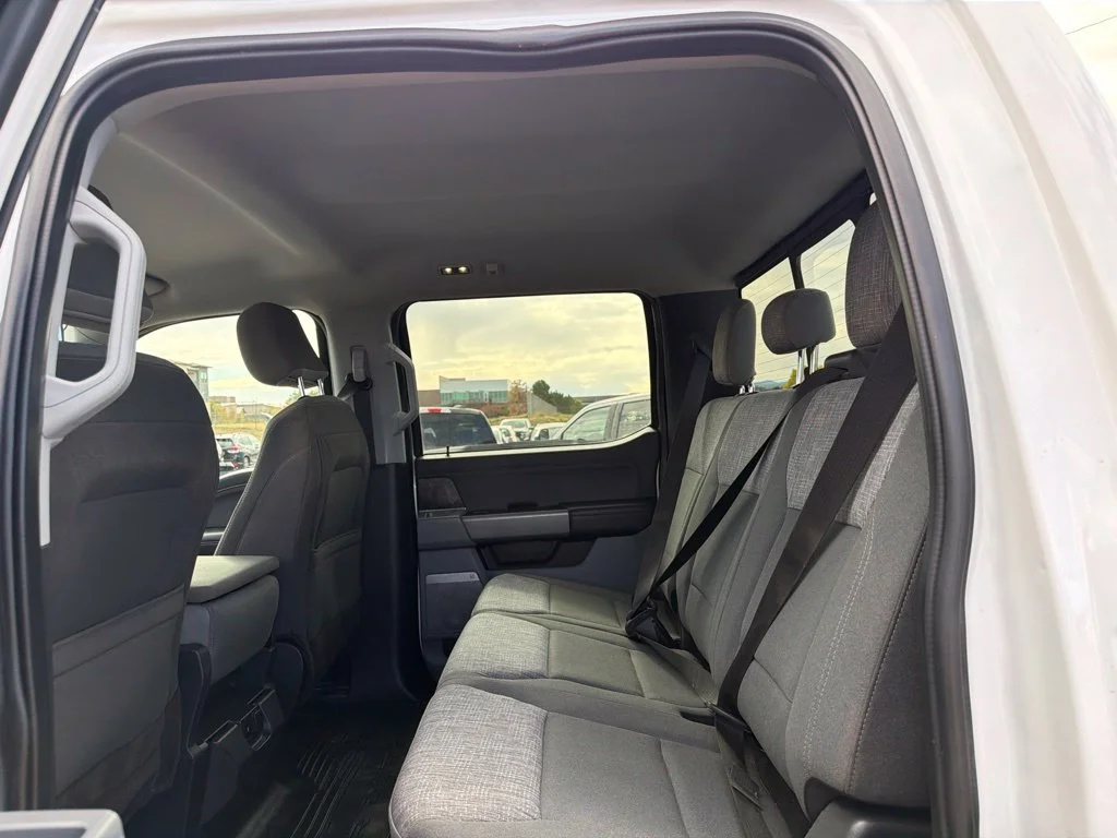 Used 2023 White Ford XLT image 9