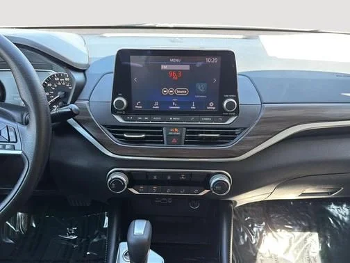 Certified Used 2023 Silver Nissan 2.5 SV image 11