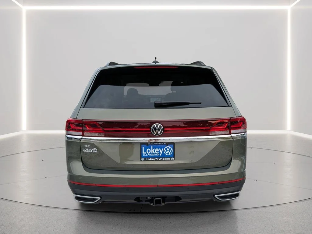 New 2026 Green Volkswagen 2.0T SE w/Technology image 5