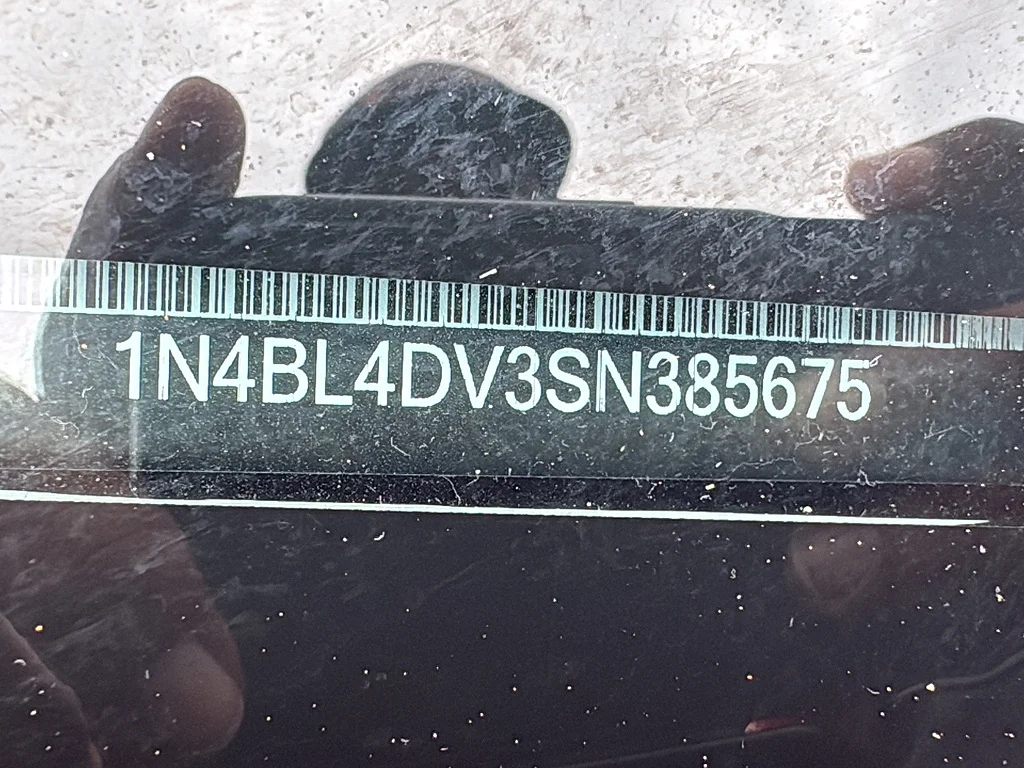 Used 2025 Super Black Nissan  image 32