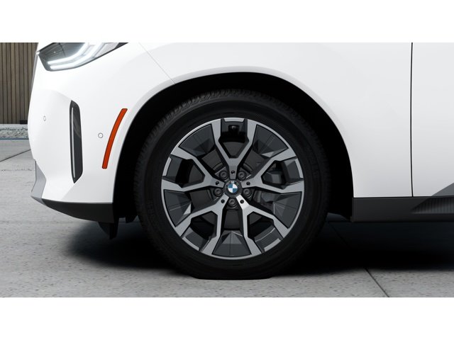 New 2026 Alpine White BMW 30 xDrive image 7