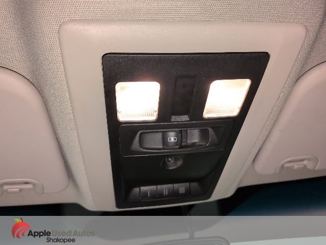 Used 2011 White Ram Sport image 19