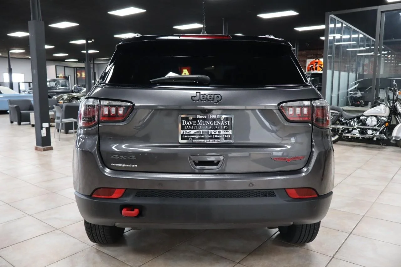 Used 2024 Baltic Gray Metallic Clear Coat Jeep Trailhawk image 5