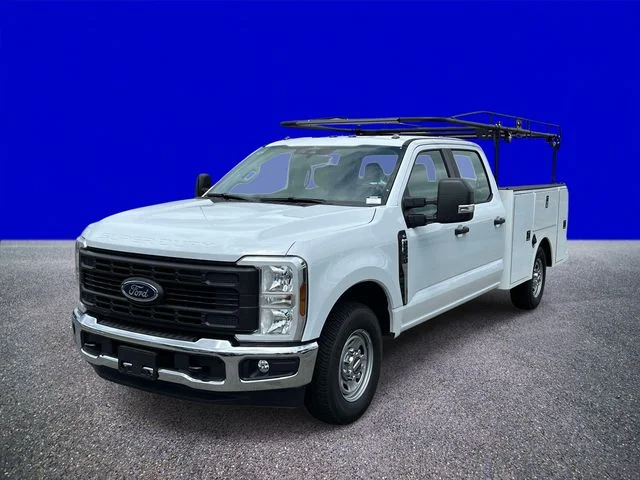 New 2026 Oxford White Ford F-250® XL image 7