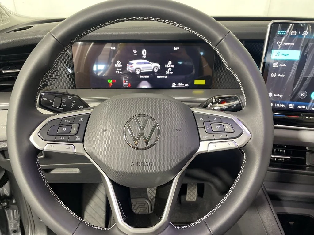 New 2026 Silver Volkswagen 2.0T SE image 12