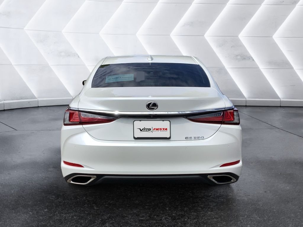 Used 2023 White Lexus 350 image 5