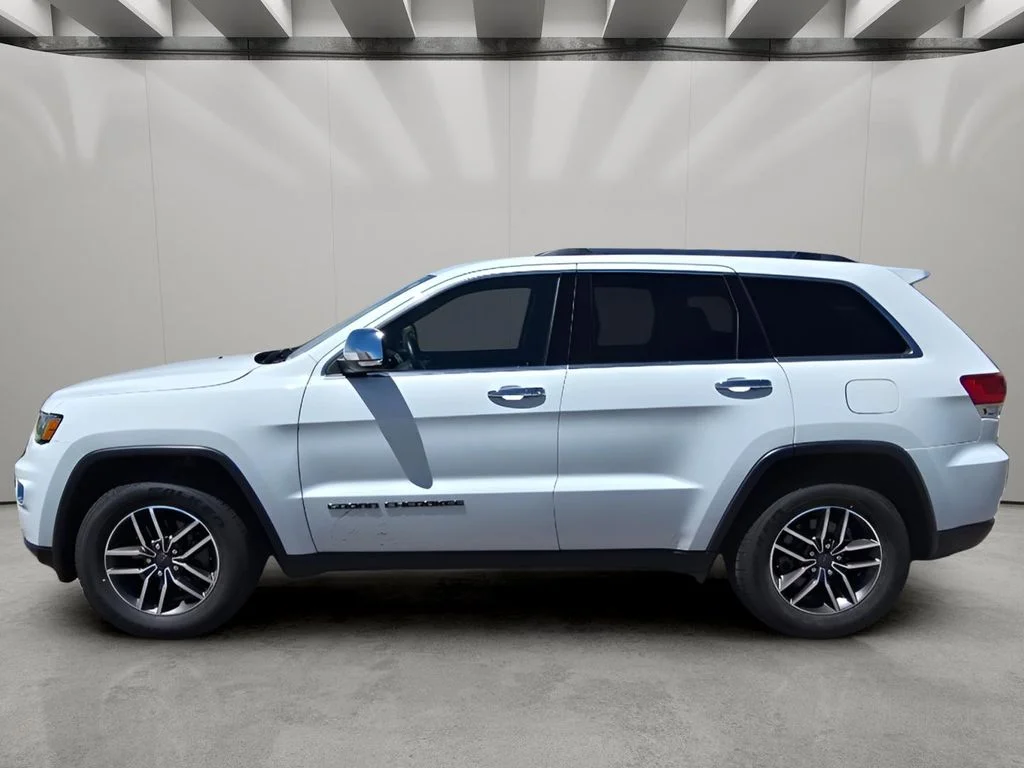 Used 2019 Bright White Clearcoat Jeep Limited image 2