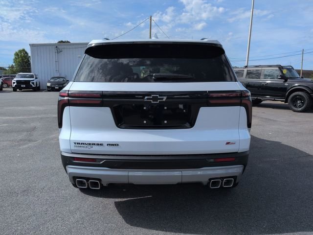 New 2026 Polar White Tricoat Chevrolet Z71 image 4