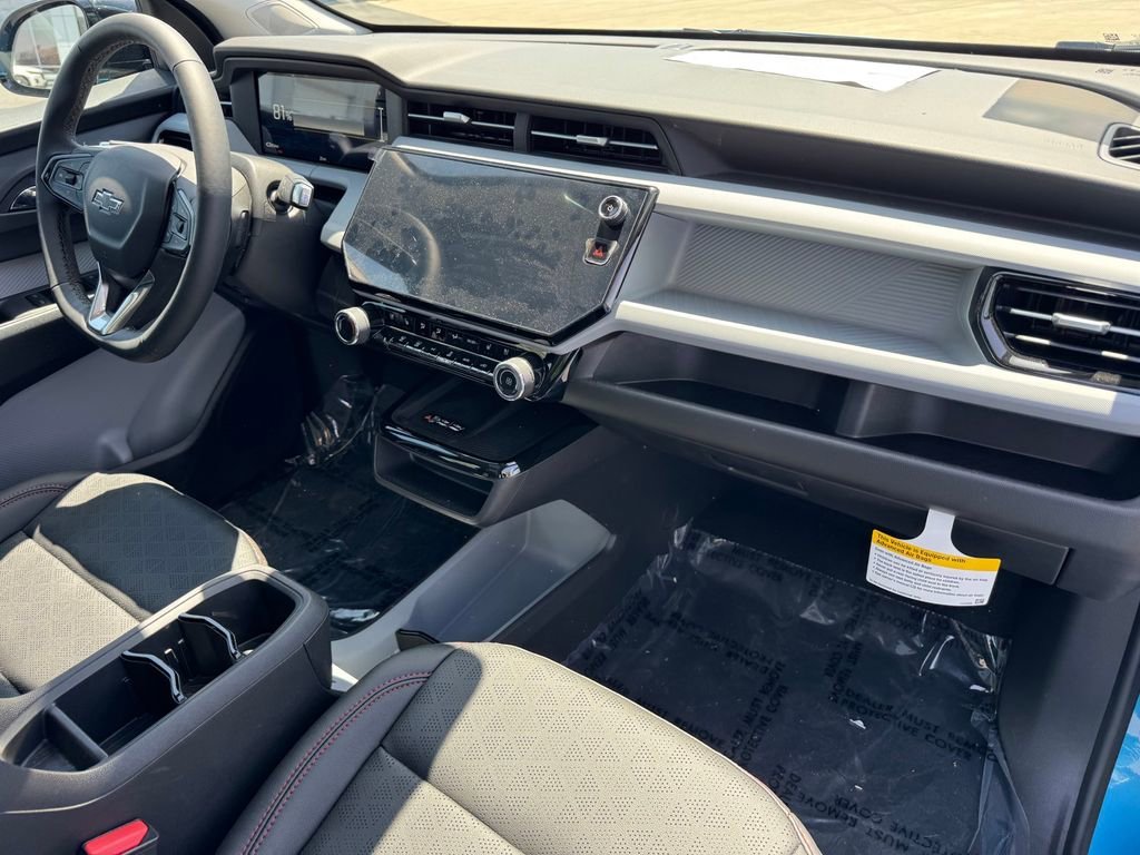 2027 Chevrolet Bolt RS - Photo 7