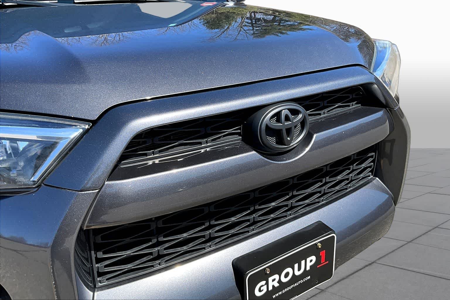 2016 Toyota 4Runner SR5 - Photo 32