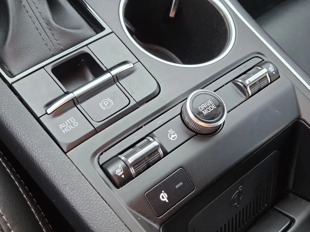Used 2024 Black Kia GT-Line image 33