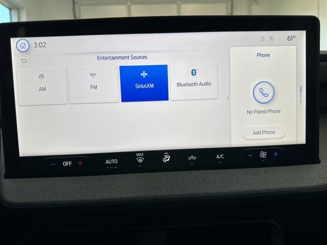 New 2025 Space White Metallic Ford XLT image 22