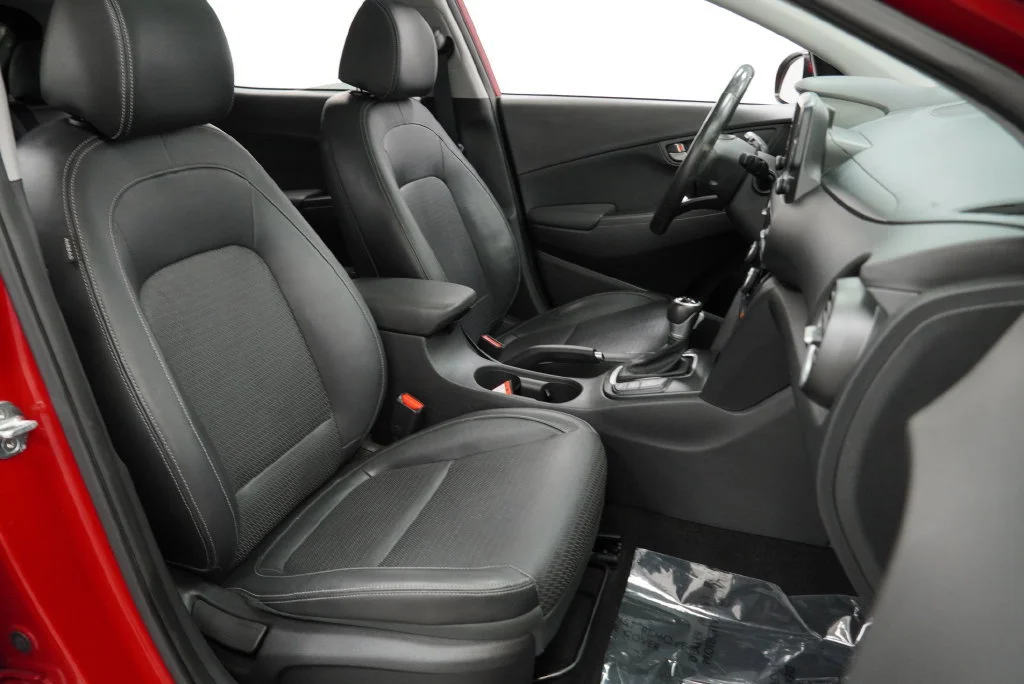 Used 2019 Red Hyundai Ultimate image 42
