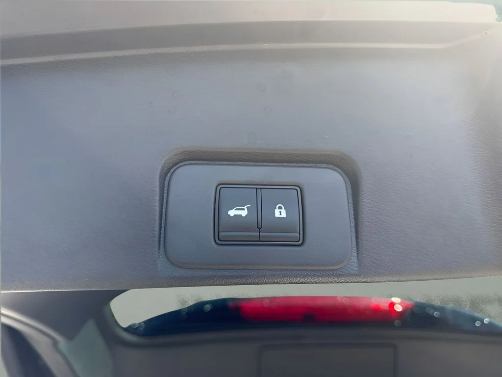 Used 2023 Black Nissan SL image 18