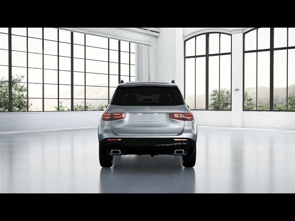 New 2026 Cirrus Silver Metallic Mercedes-Benz GLB 250 4MATIC® image 20