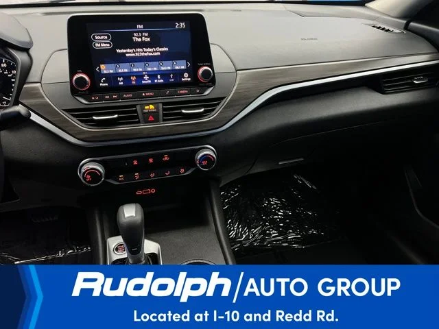 Used 2025 Black Nissan 2.5 SV image 22