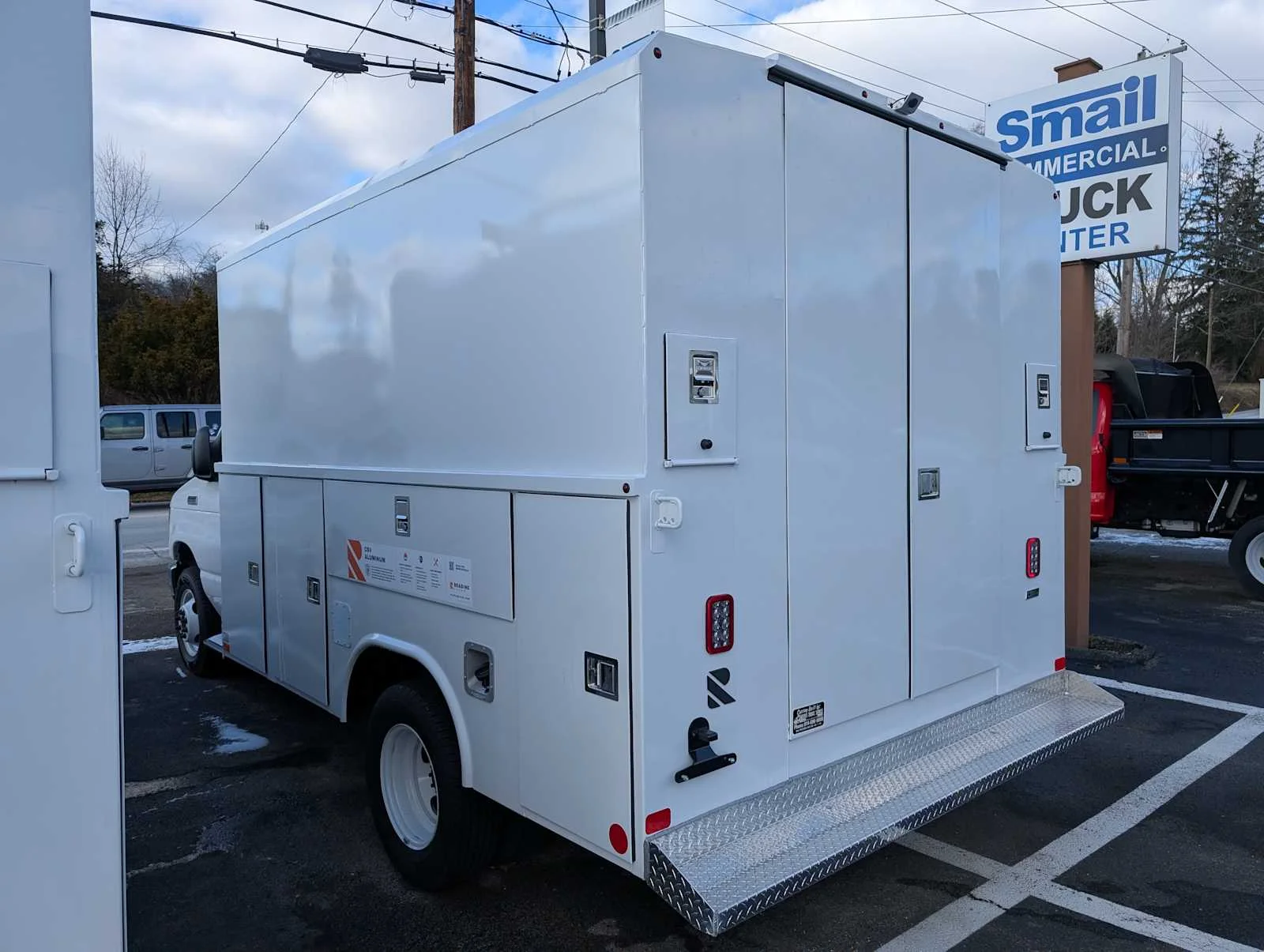 2026 Ford E-Series Cutaway Base - Photo 9