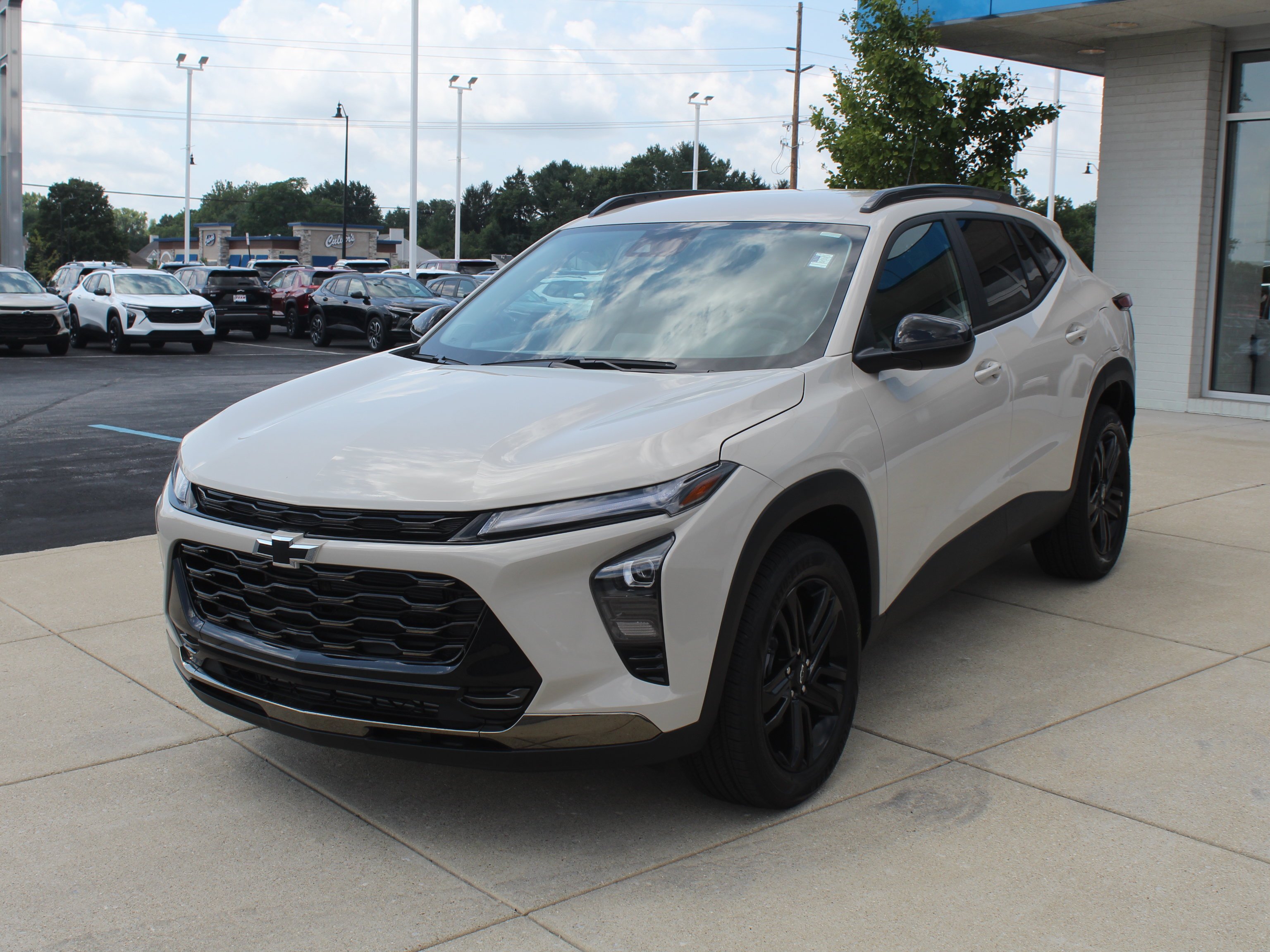 2026 Chevrolet Trax Activ - Photo 7