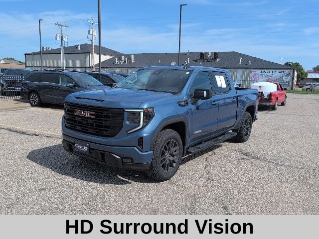 Used 2026 Blue GMC Elevation image 17