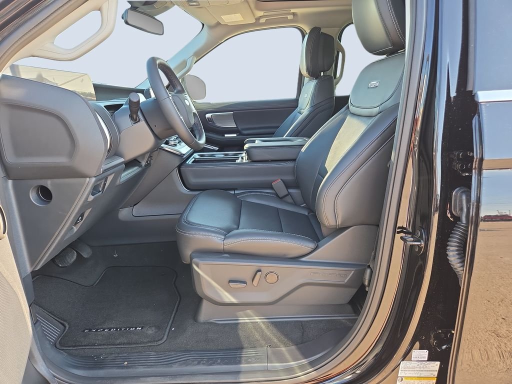New 2027 Agate Black Metallic Ford Platinum image 17