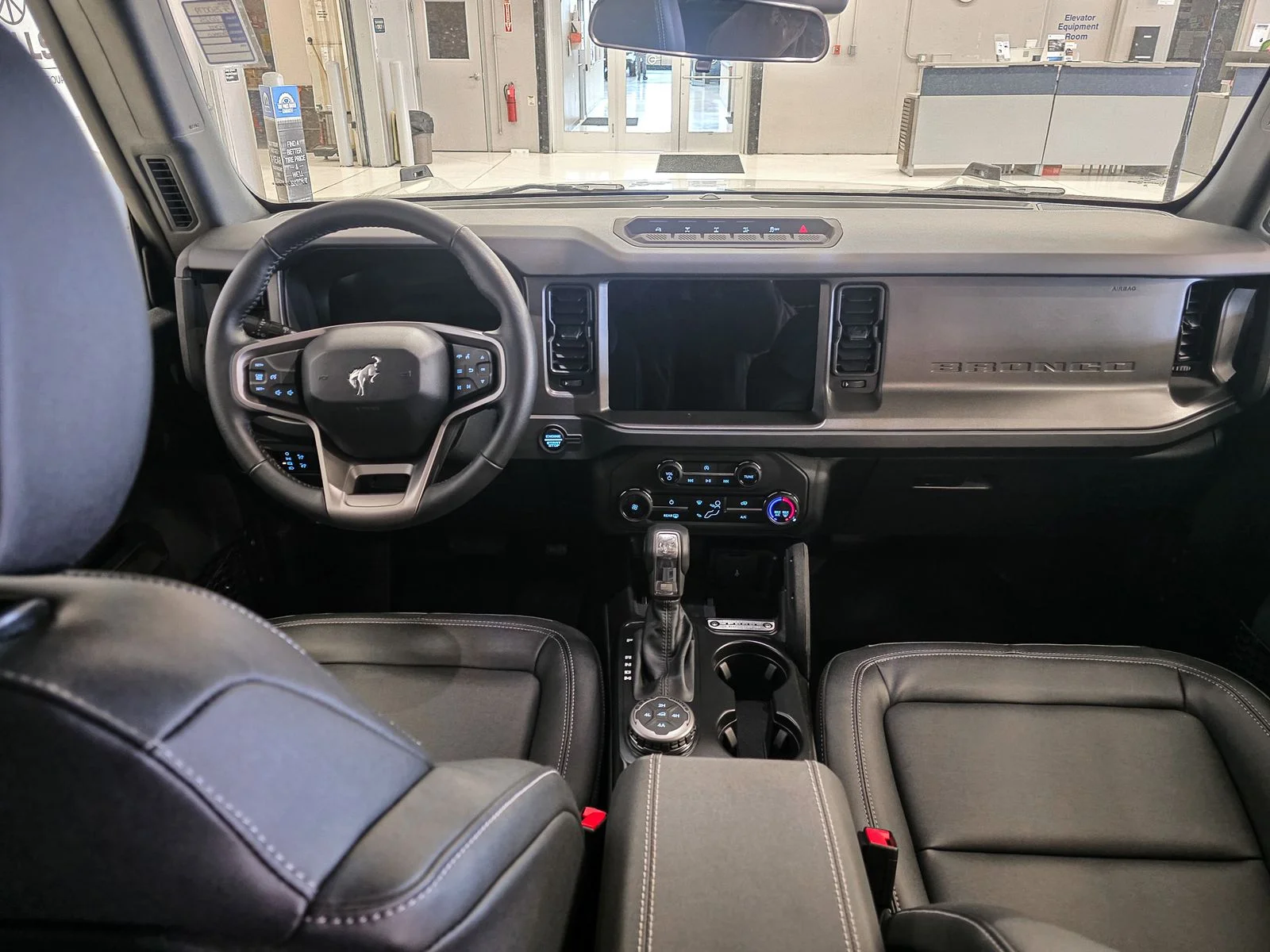 New 2025 Desert Sand Ford Badlands® image 26