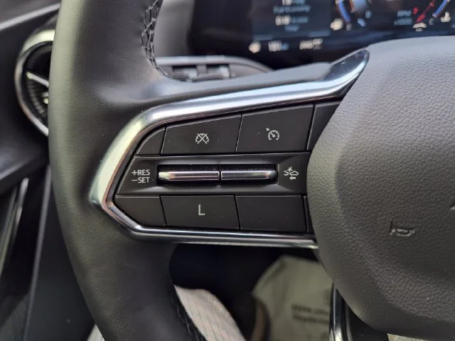 2025 Chevrolet Equinox LT - Photo 18