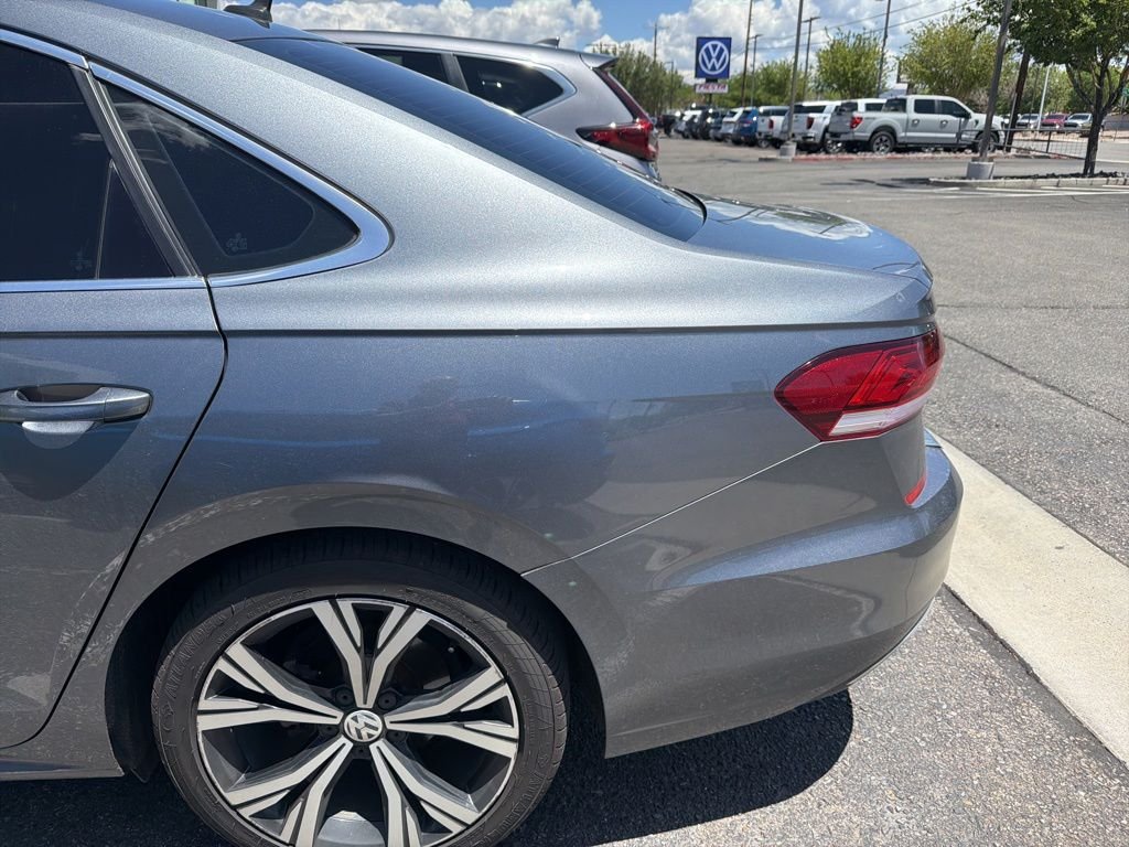 Used 2021 Gray Volkswagen 2.0T SE image 7