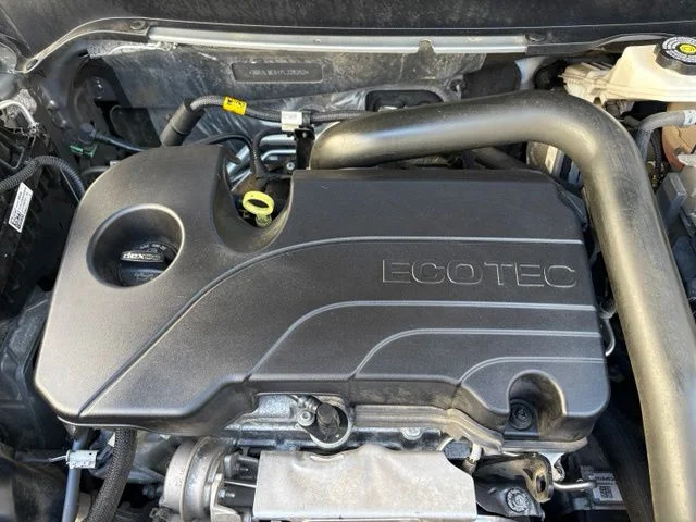 Used 2023 Silver GMC SLE image 35