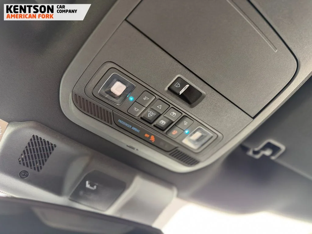 Used 2024 Silver Ford XLT image 25