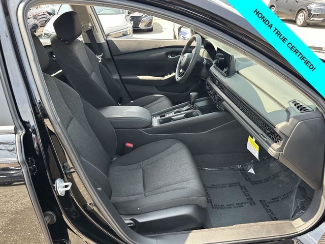 Used 2025 Black Honda LX image 13
