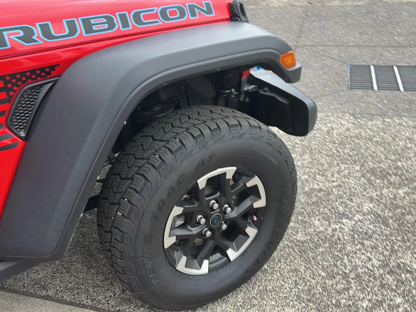 Used 2024 Firecracker Red Clearcoat Jeep Rubicon image 24