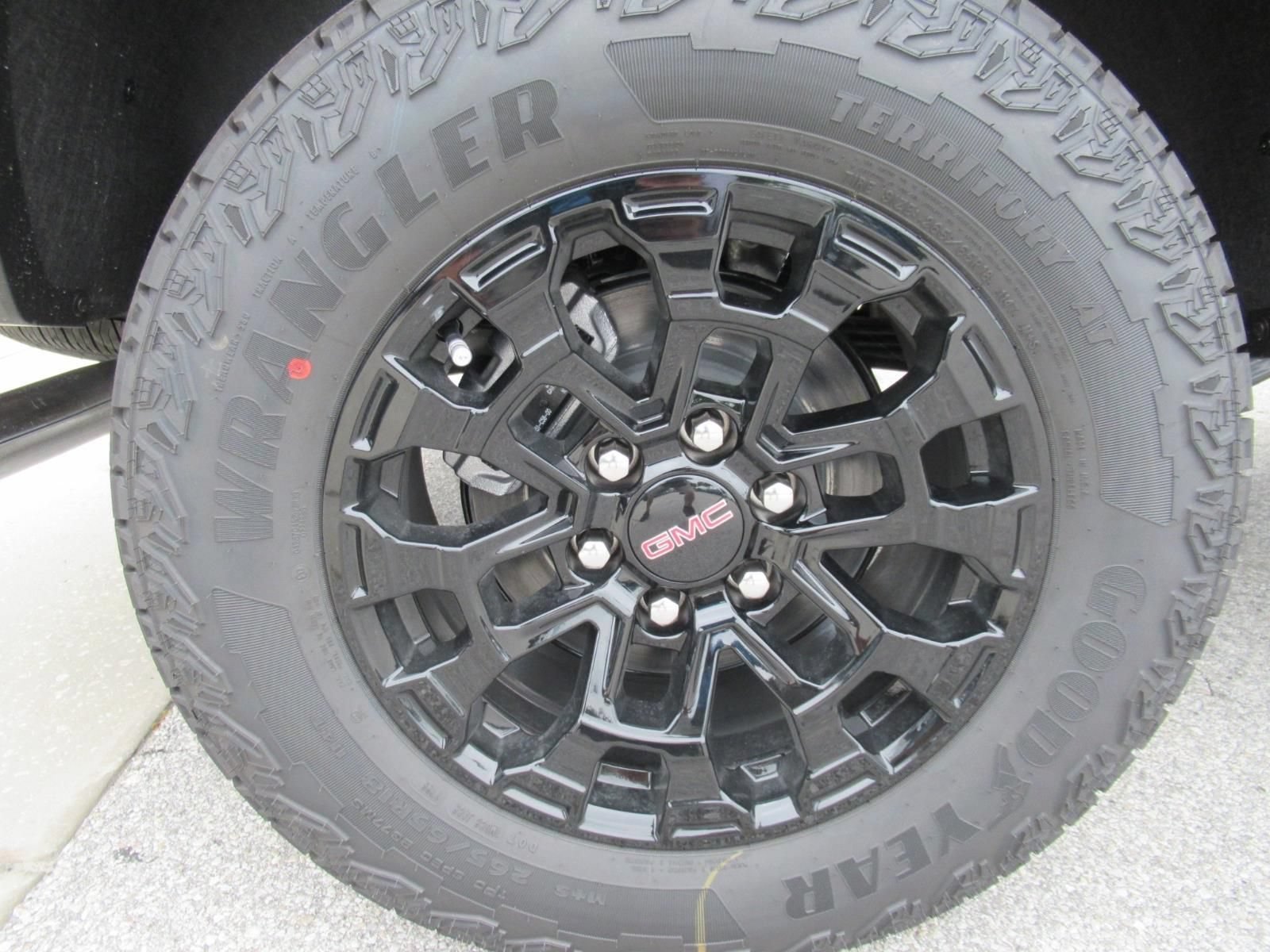 2026 GMC Canyon Elevation - Photo 8