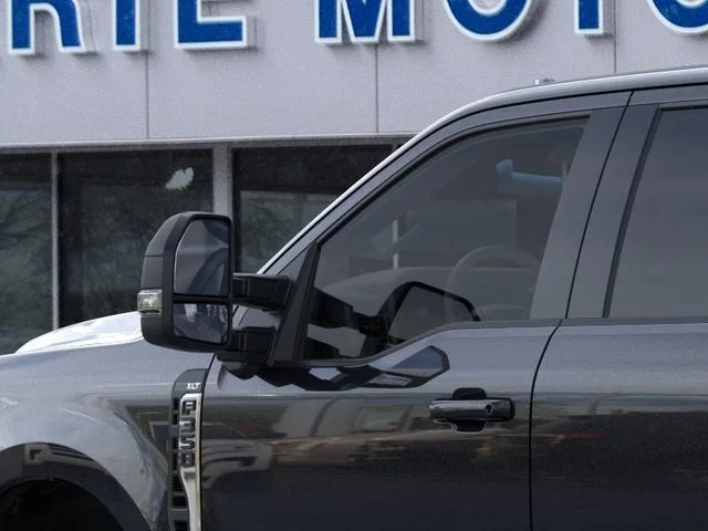 New 2026 Agate Black Metallic Ford XLT image 20