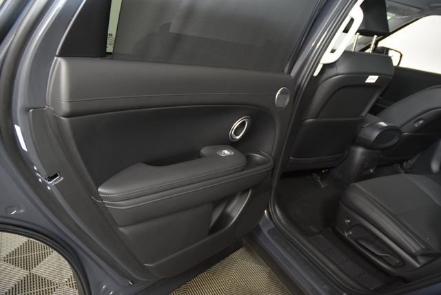 New 2026 Gray Hyundai SEL 8P image 27