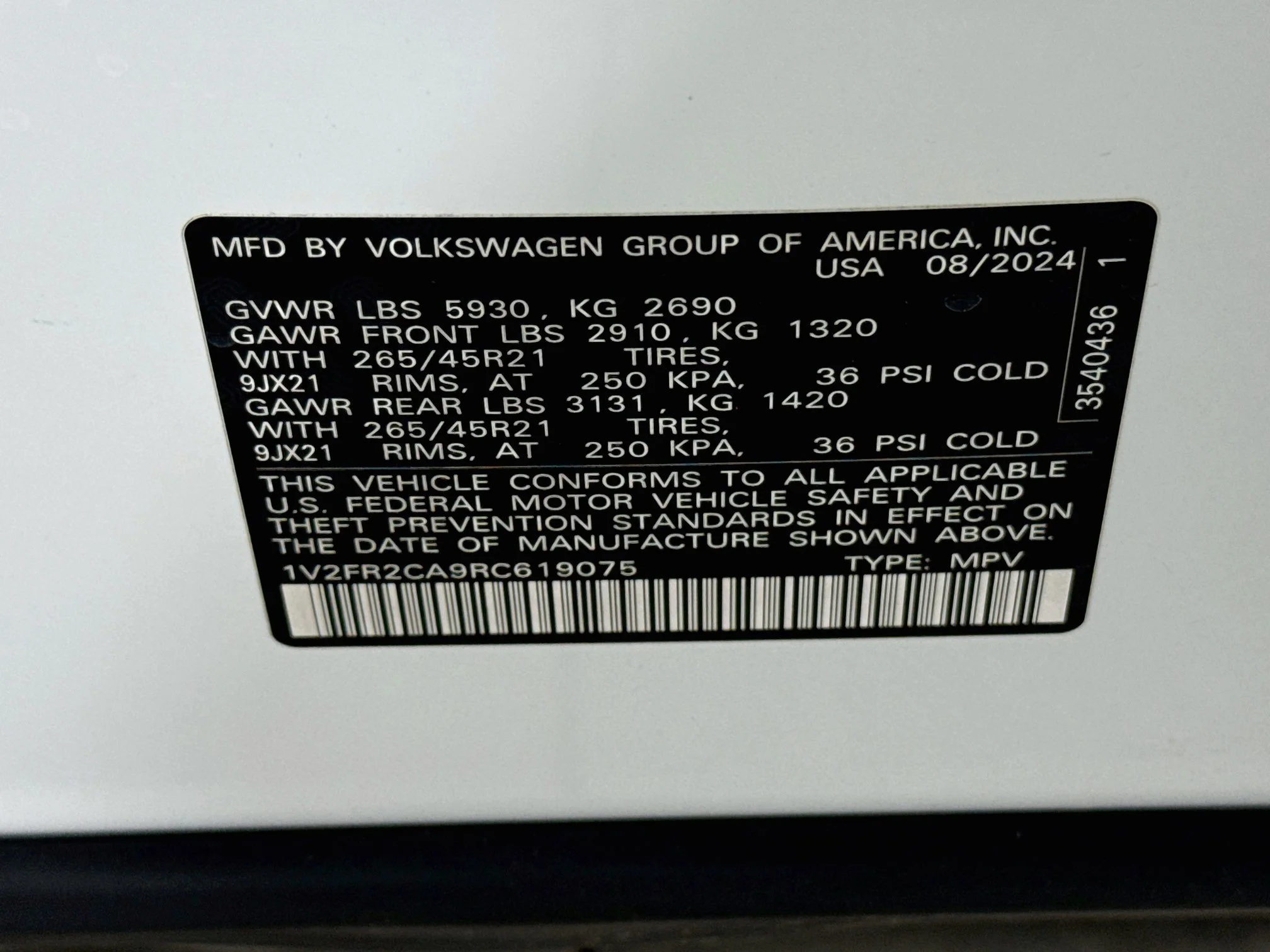 Used 2024 White Volkswagen 2.0T SEL Premium R-Line image 32
