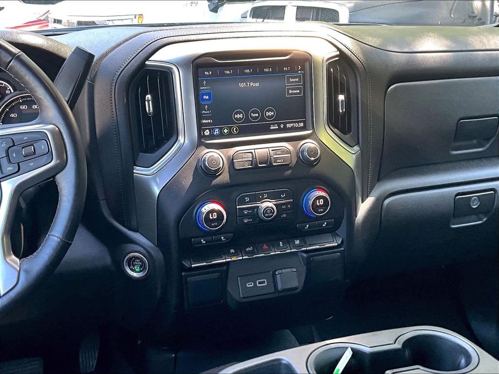 Used 2022 Gray Chevrolet LT image 17