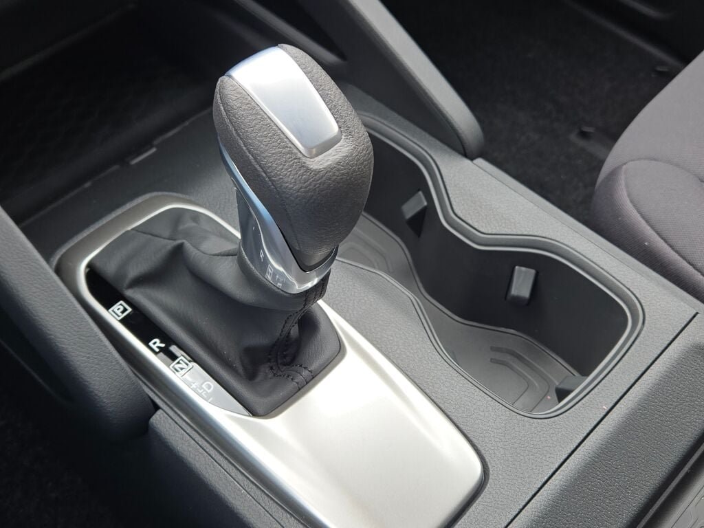 New 2026 Glacier White Nissan Crew Cab S image 22