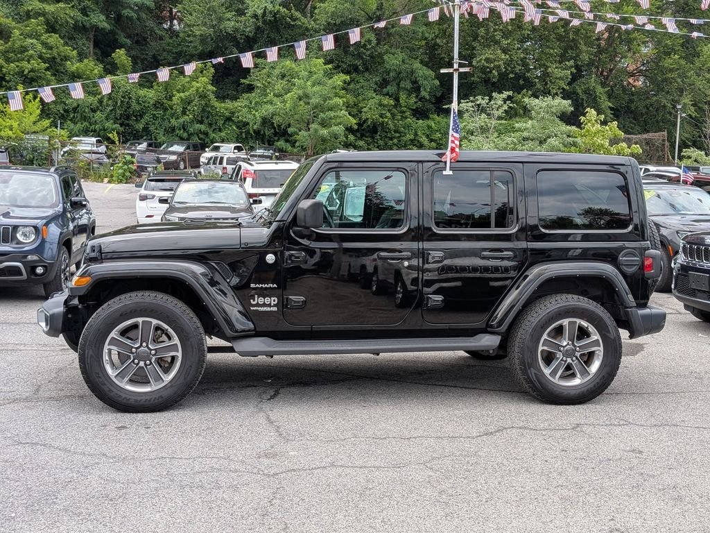 Used 2022 Black Jeep Unlimited Sahara image 11