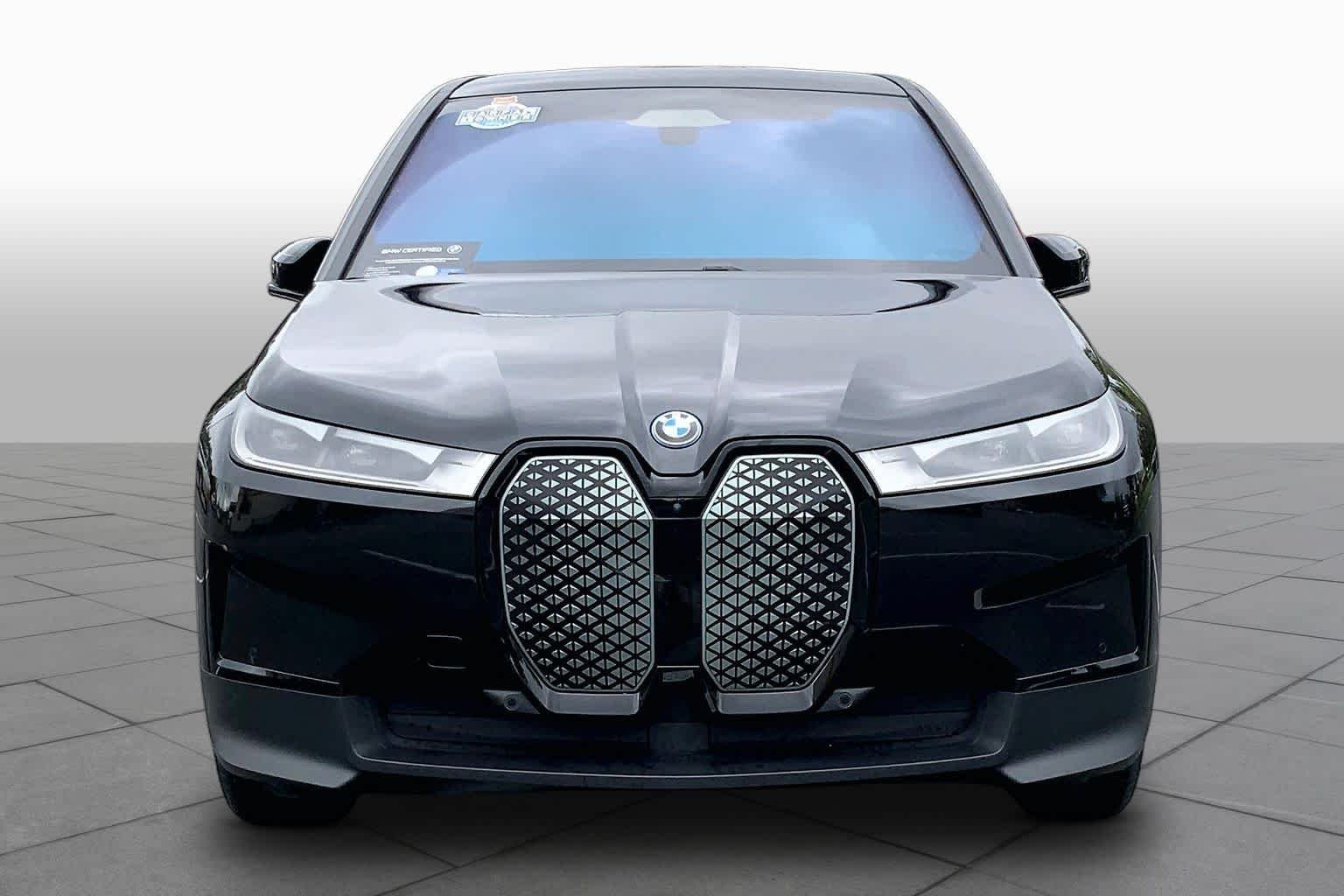 Used 2024 Black Sapphire Metallic BMW xDrive50 image 3