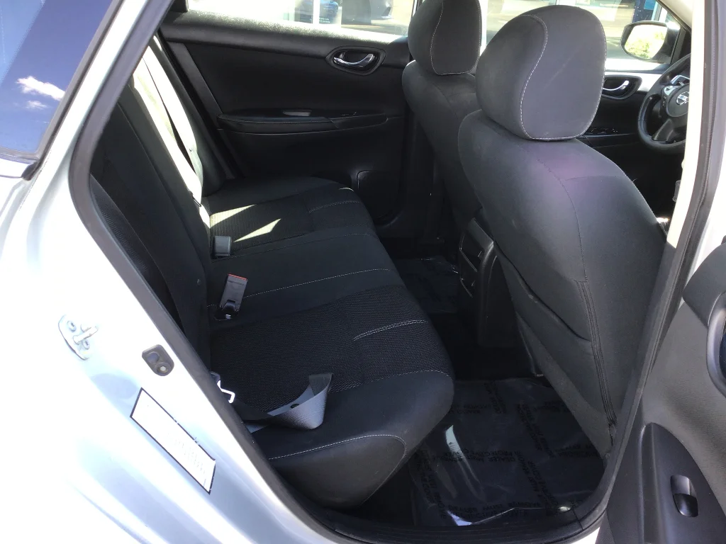 Used 2018 Brilliant Silver Nissan S image 8