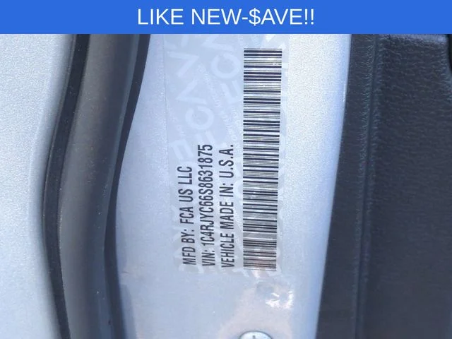 Used 2025 Silver Jeep Trailhawk 4xe image 39