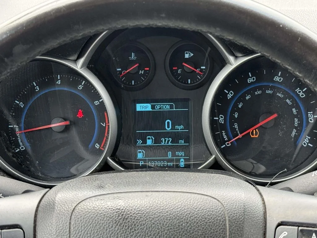 Used 2014 Red Chevrolet 1LT image 24