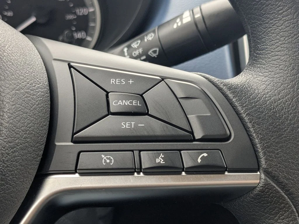 2025 Nissan Versa Sedan SV - Photo 24