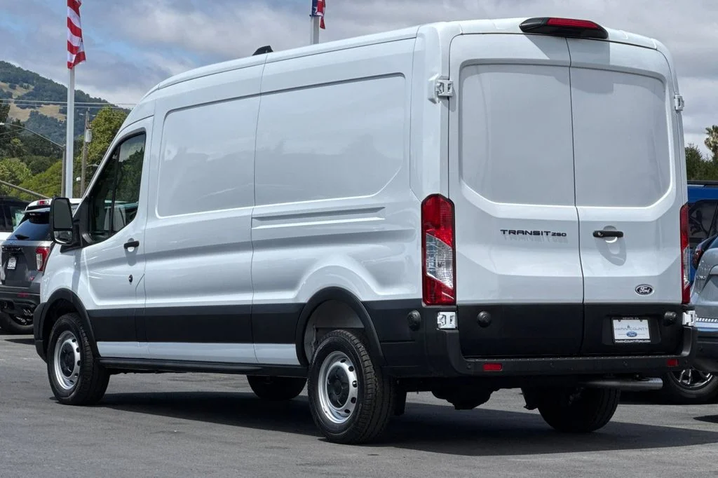New 2026 Oxford White Ford Cargo Van image 6