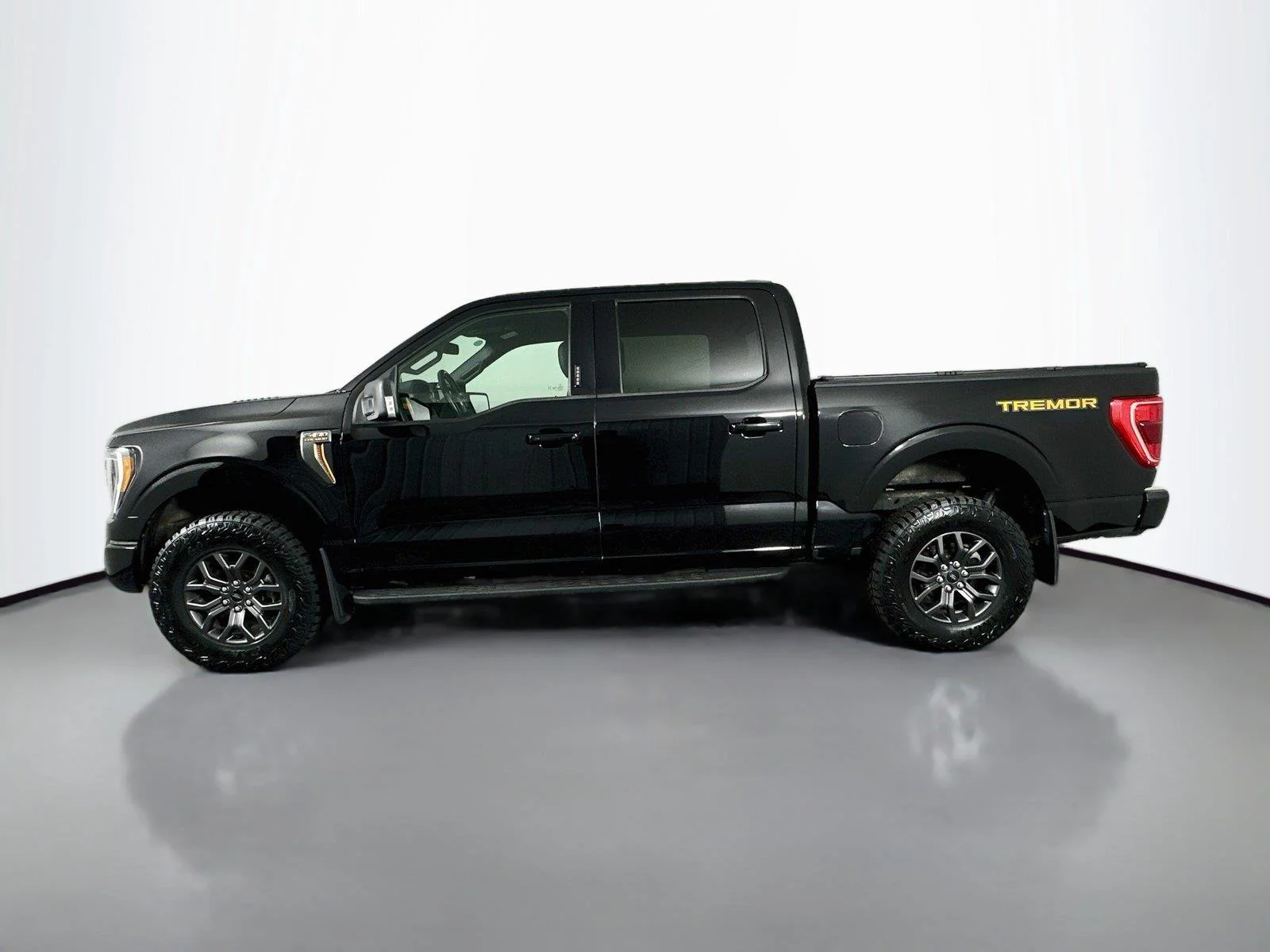 Used 2023 Agate Black Ford Tremor image 8