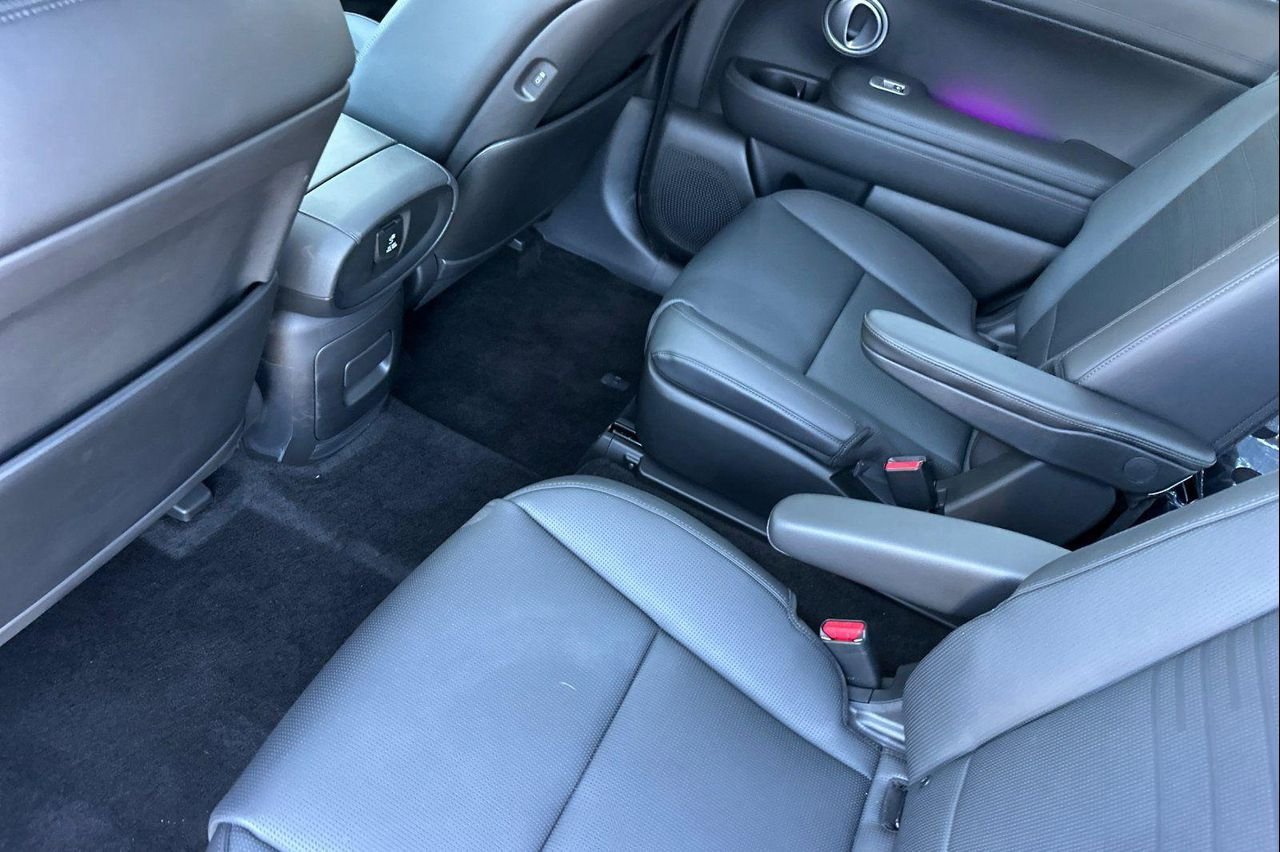 2026 Hyundai Palisade Limited - Photo 11