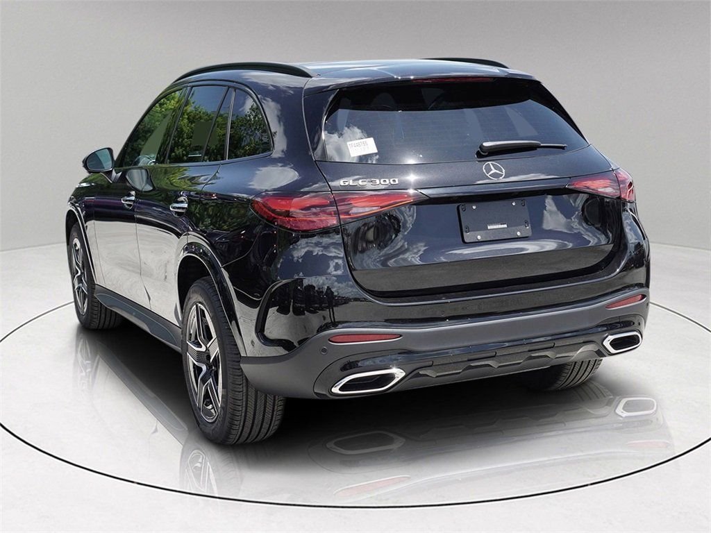2026 Mercedes-Benz GLC Base - Photo 4