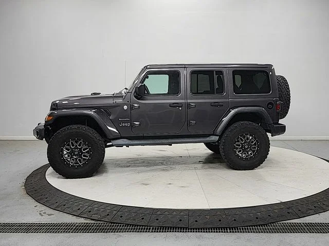 Used 2018 Gray Jeep Unlimited Sahara image 4