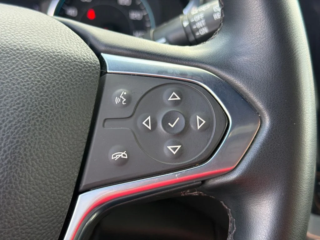 Used 2023 Gray Chevrolet LT image 26